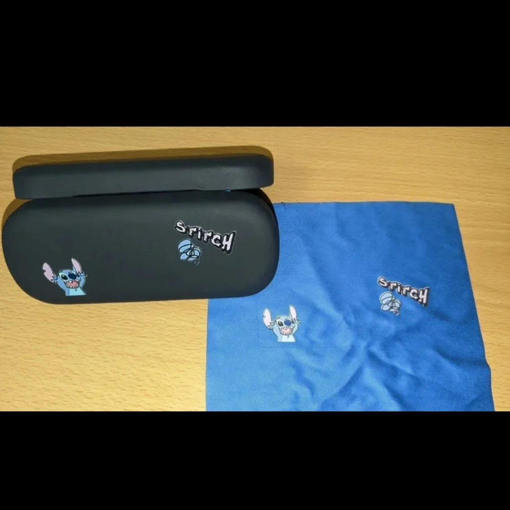 Stitch eye glasses case